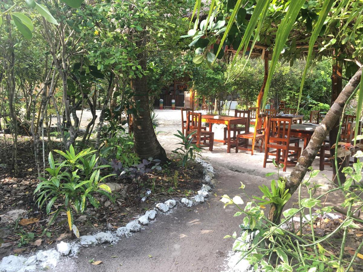Mount Zion Lodge Michamvi 外观 照片