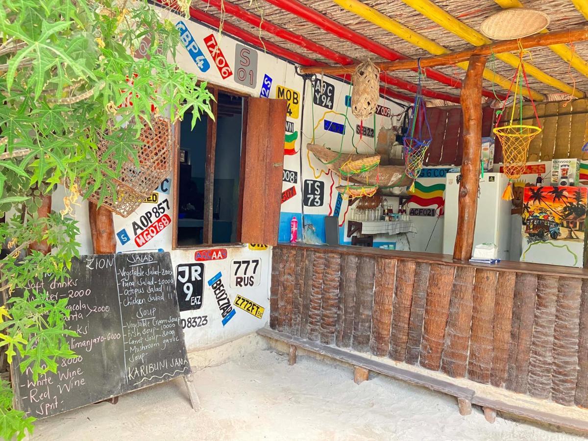 Mount Zion Lodge Michamvi 外观 照片